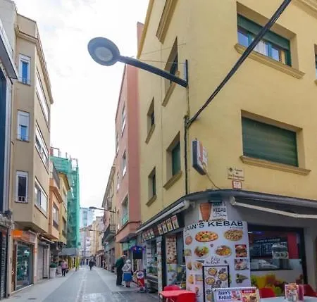 Sleeps 4 Wifi Льорет-де-Мар